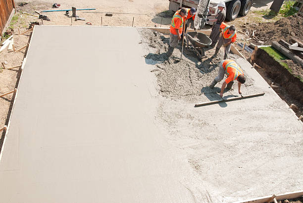 Best Commercial Concrete Services in Higginsville, MO